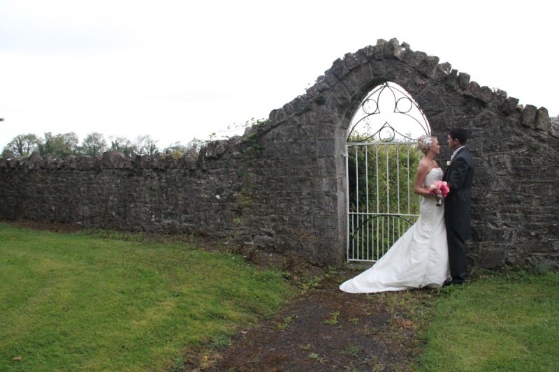 Dawn & James wedding photograph by Wedding Photography Laois - Aoileann Nic Dhonnacha